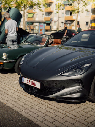 Kris mit dem MG Cyberster bei der Ardennen Attack All-Electric