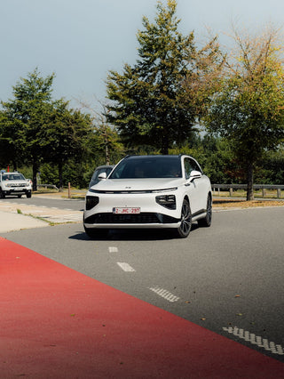 Senne mit dem Xpeng G9 bei der Ardennen Attack All-Electric