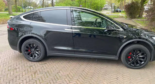 Olivier mit dem Tesla Model X Perf. bei der Ardennen Attack